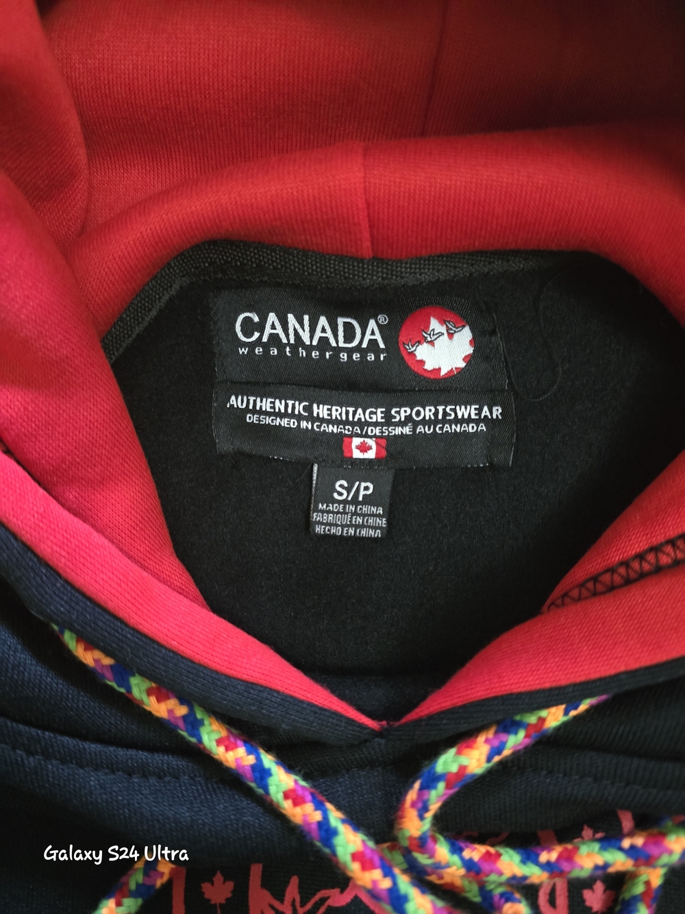 Canada Weather Gear Men's Black Hoodie with Red Lining - Picture 2 of 6